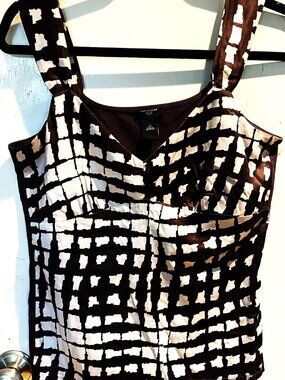Ann Taylor Sleeveless blouse brown & white block pattern PL